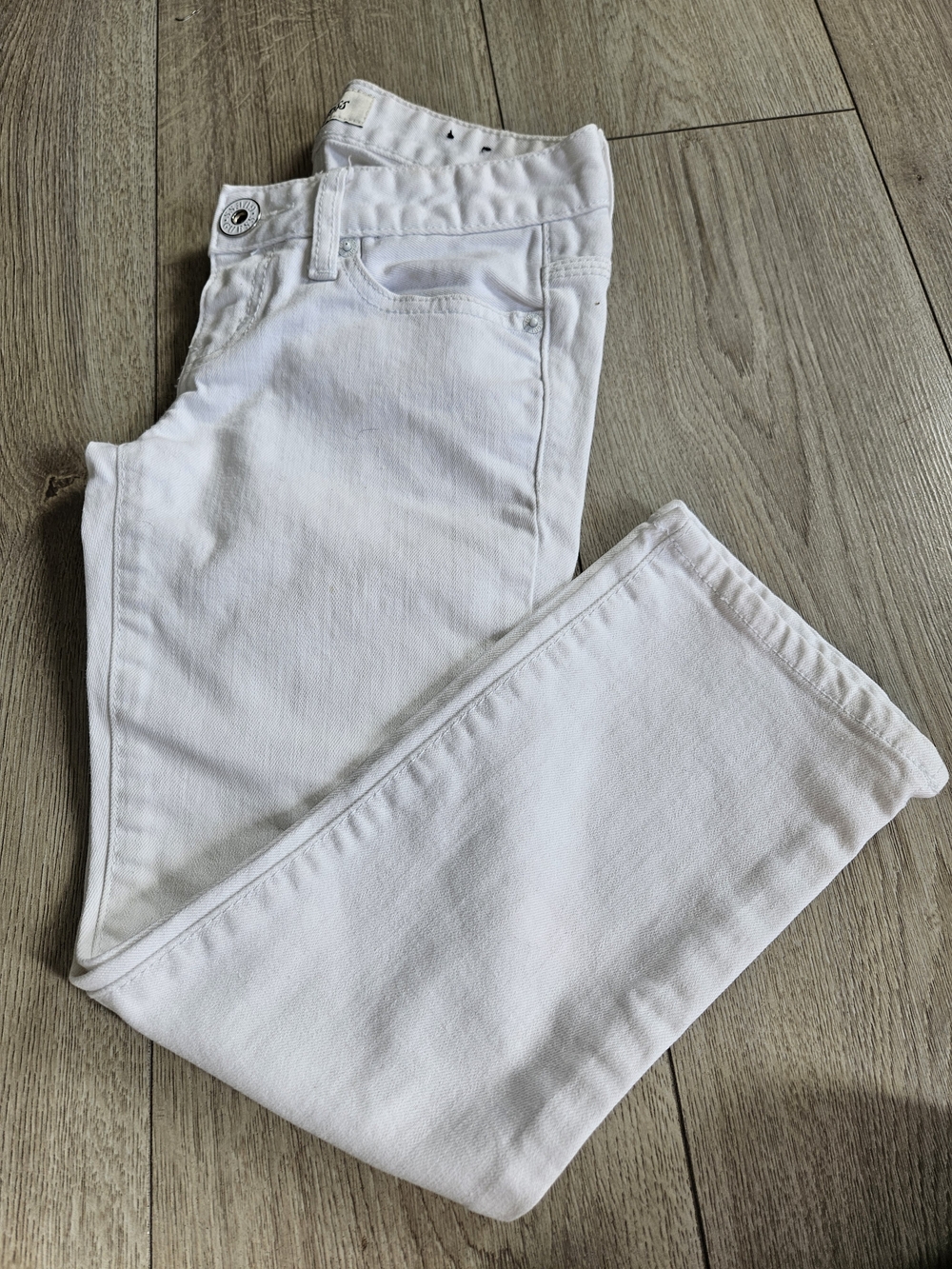 GUESS White Denim Slim Crop Jeans Size 24